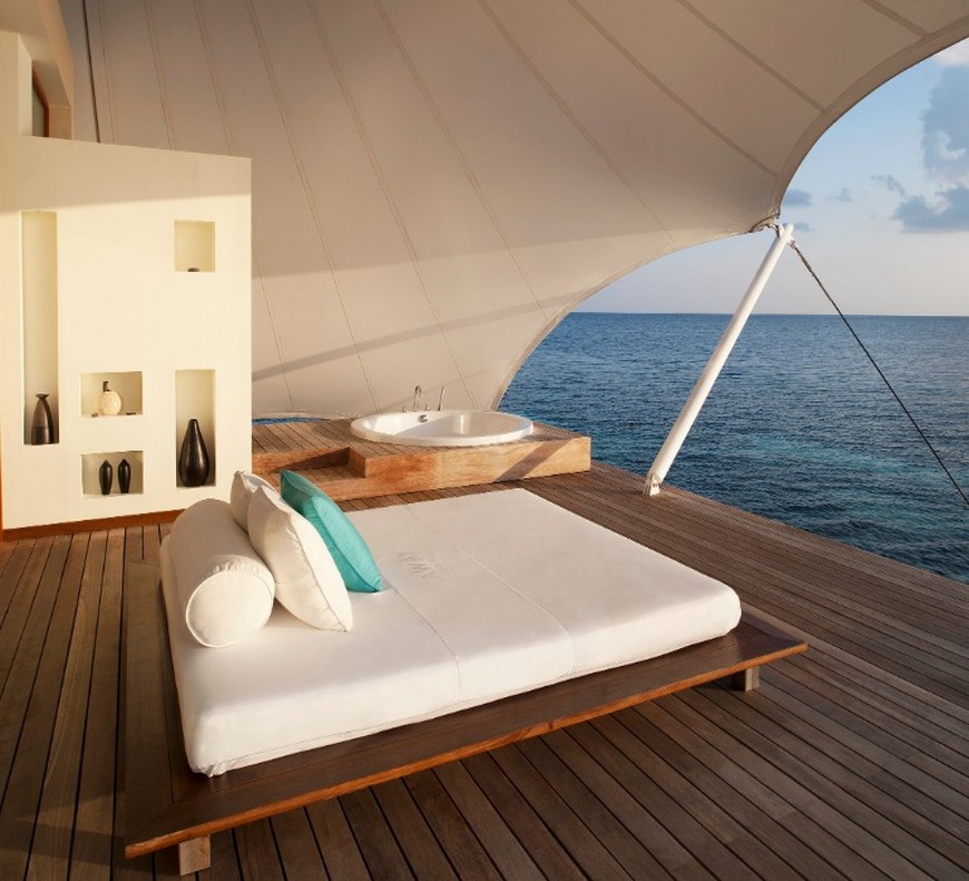 5 Stunning Outdoor Bedroom Ideas that Will Leave You Speechless 1