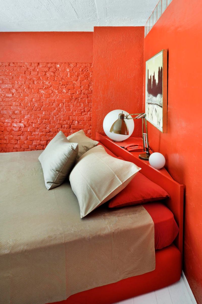 Coral decor that you should definitely welcome in your Bedroom